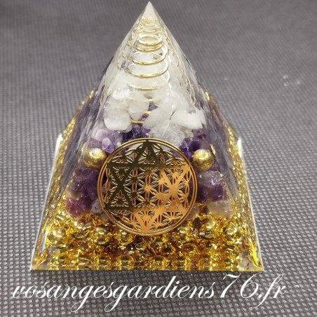 Pyramide orgonite 8cm Cristal de Roche & Amethyste Fleur de Vie Pentacle